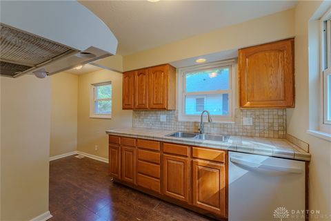 Tiny photo for 1840 Culver Avenue, Dayton, OH 45420 (MLS # 946068)