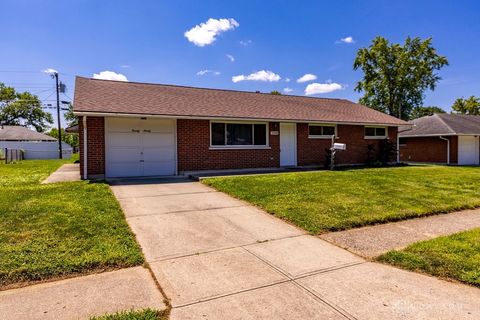 Photo of 2090 Mattis Drive, Dayton, OH 45439 (MLS # 940576)
