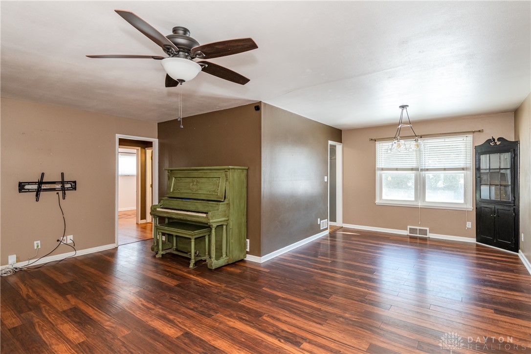 2708 Hazelwood Avenue, Kettering, Ohio image 7