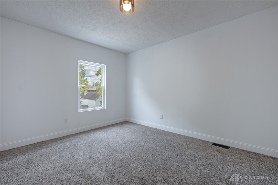 Dayton, Ohio 45404, United States, 4 Bedrooms Bedrooms, ,2 BathroomsBathrooms,Residential,Active,240948