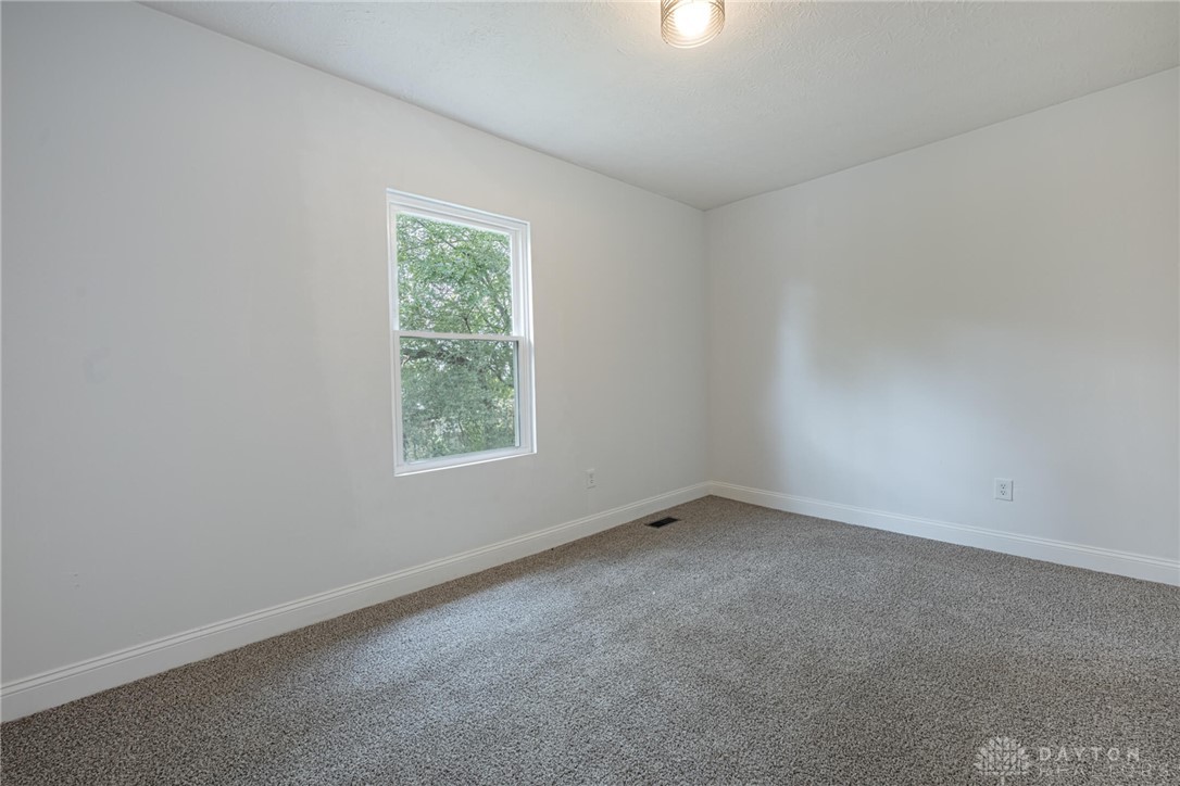 Dayton, Ohio 45404, United States, 4 Bedrooms Bedrooms, ,2 BathroomsBathrooms,Residential,Active,240948