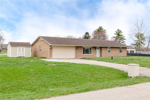 Homes For Sale - 8677 Oriole Drive<br/> Franklin, OH 45005