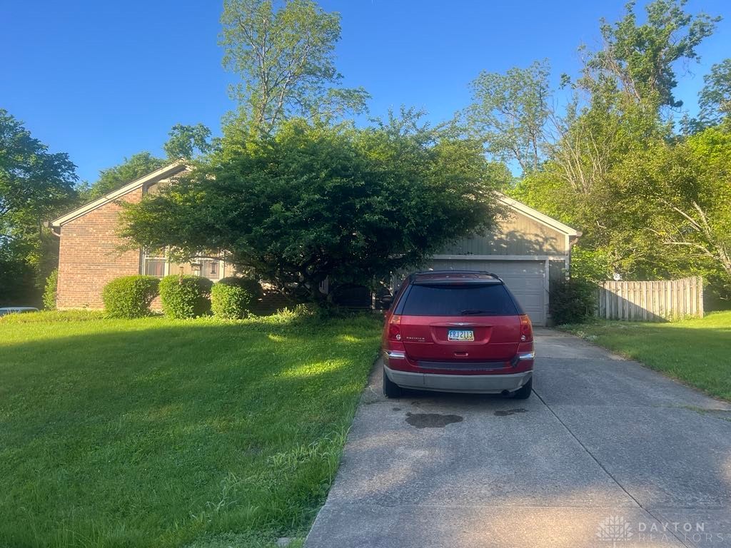 557 Williamsburg Court, Cincinnati, Ohio image 4