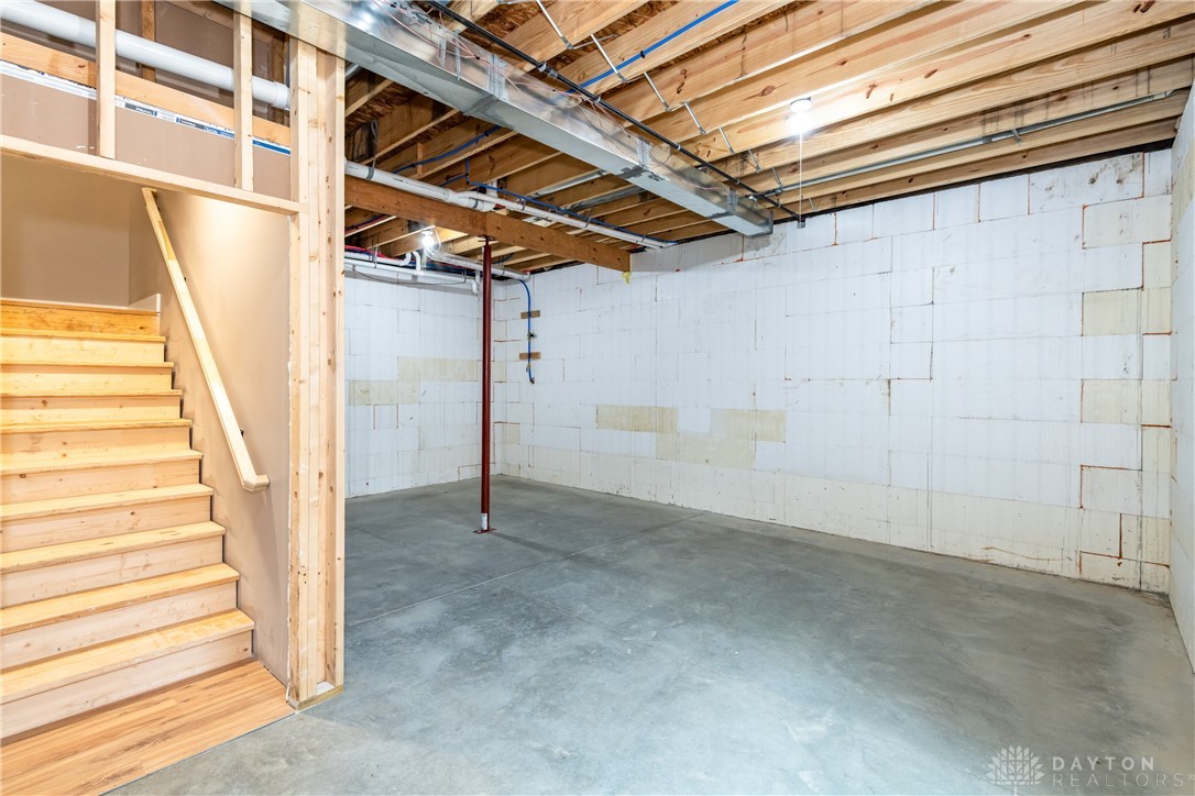 209 Esther Drive, Lewisburg, Ohio image 36