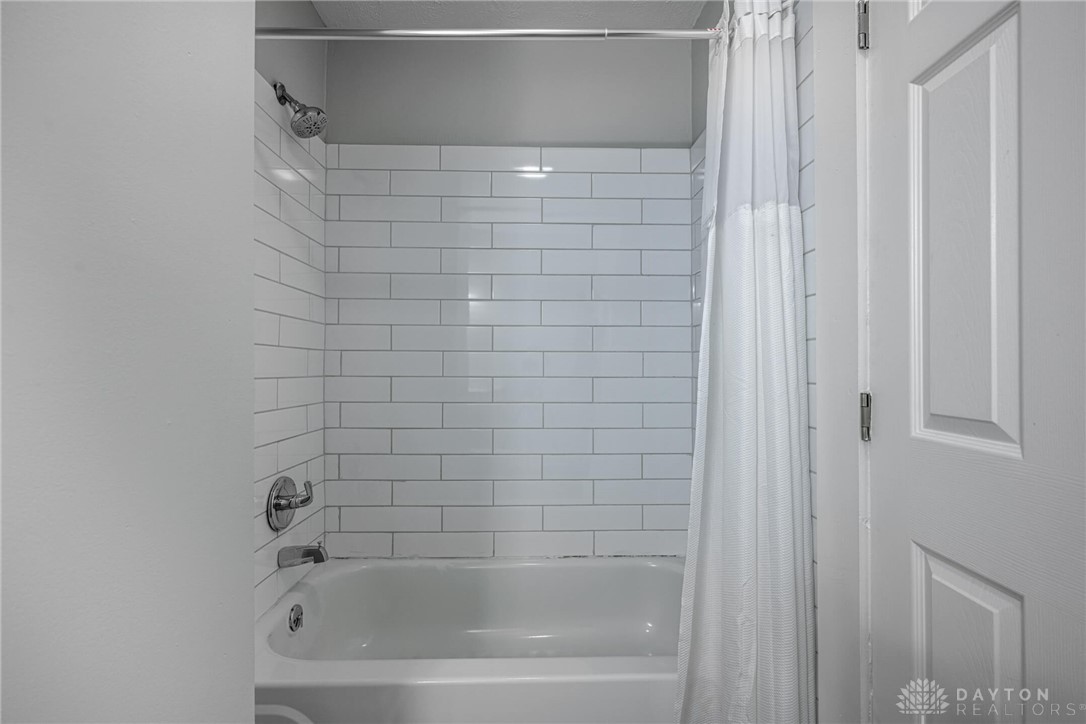 Dayton, Ohio 45404, United States, 2 Bedrooms Bedrooms, ,2 BathroomsBathrooms,Residential,Active,190643