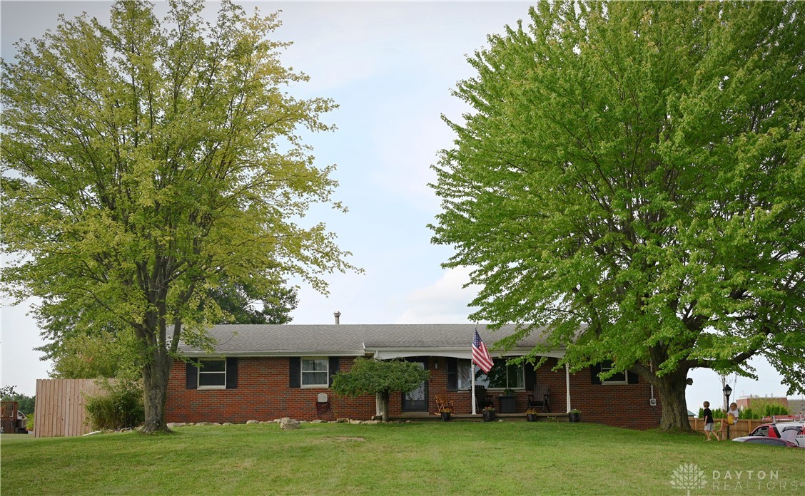 3466 Crist Road, Springfield, Ohio image 1