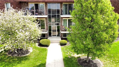 Photo of 1612 Mars Hill Drive #F, West Carrollton, OH 45449 (MLS # 956800)