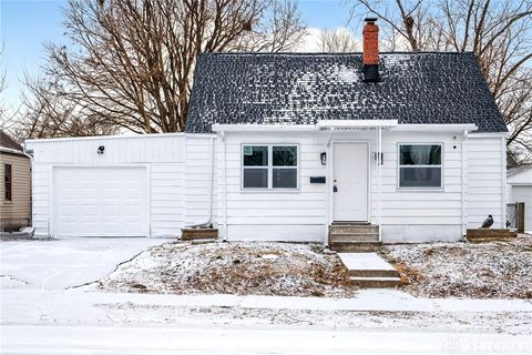 Photo of 759 Cosler Drive, Dayton, OH 45403 (MLS # 950869)