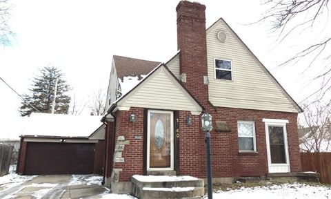 Photo of 1740 Burbank Drive, Dayton, OH 45406 (MLS # 949177)