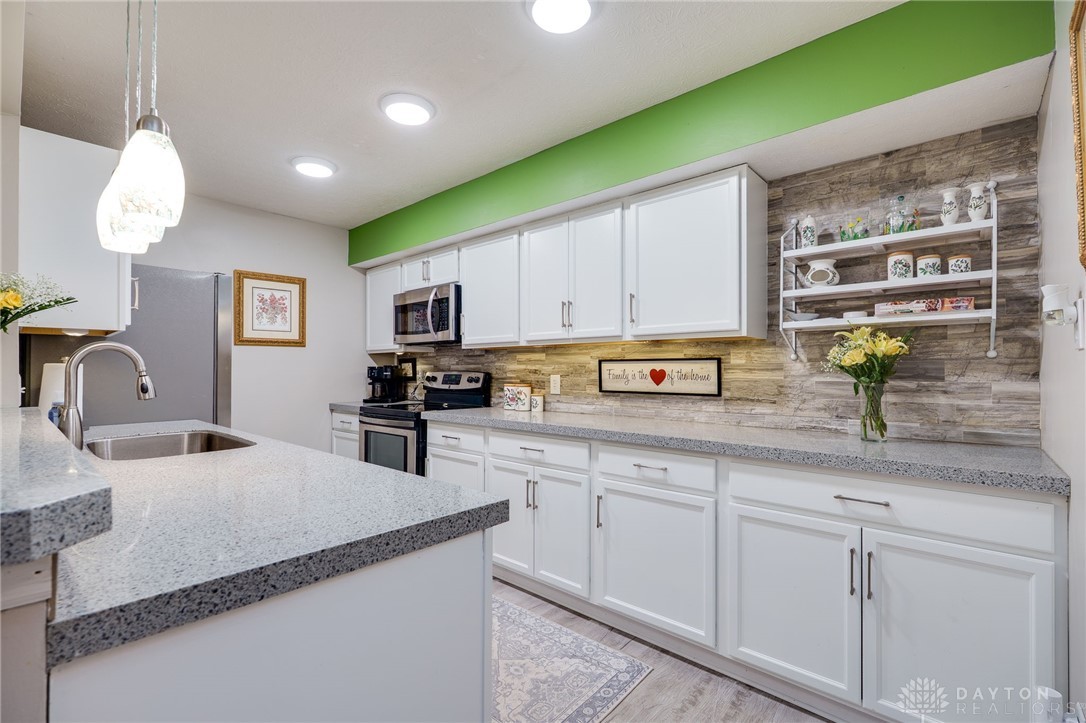 9551 Villa Way, Miamisburg, Ohio image 17