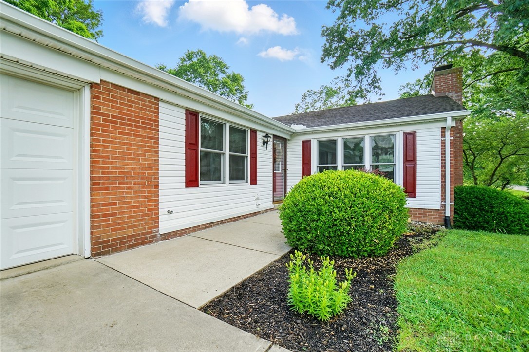 5752 E Decker Road, Franklin, Ohio image 3