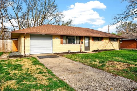 Photo of 4819 Loxley Drive, Dayton, OH 45439 (MLS # 955313)