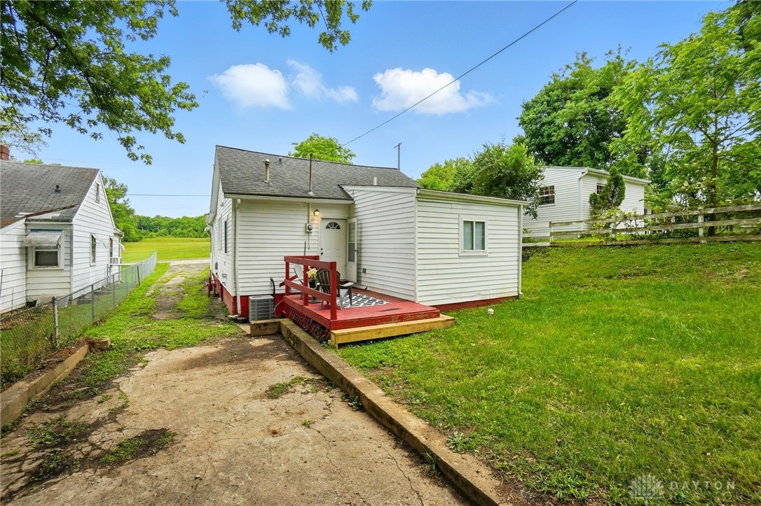 2718 Lagonda Avenue, Springfield, Ohio image 22