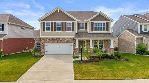 Photo of 10030 Washington Glen Drive, Dayton, OH 45458 (MLS # 943073)