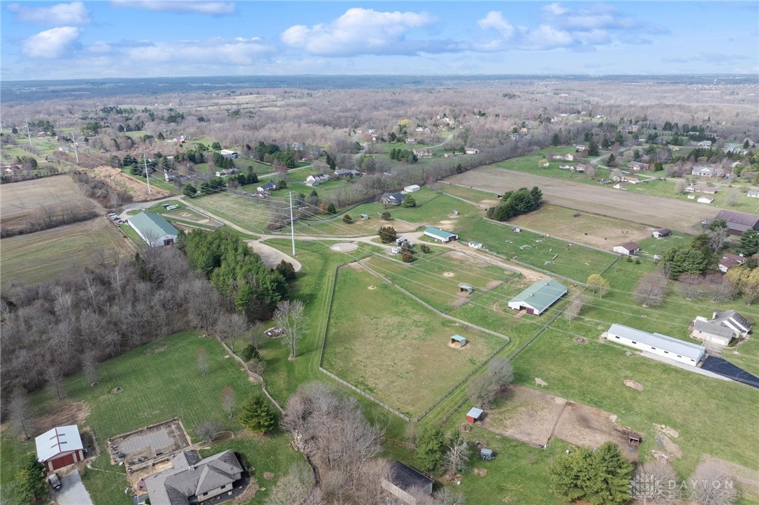 1679 Sutts Trail, Xenia, Ohio image 35