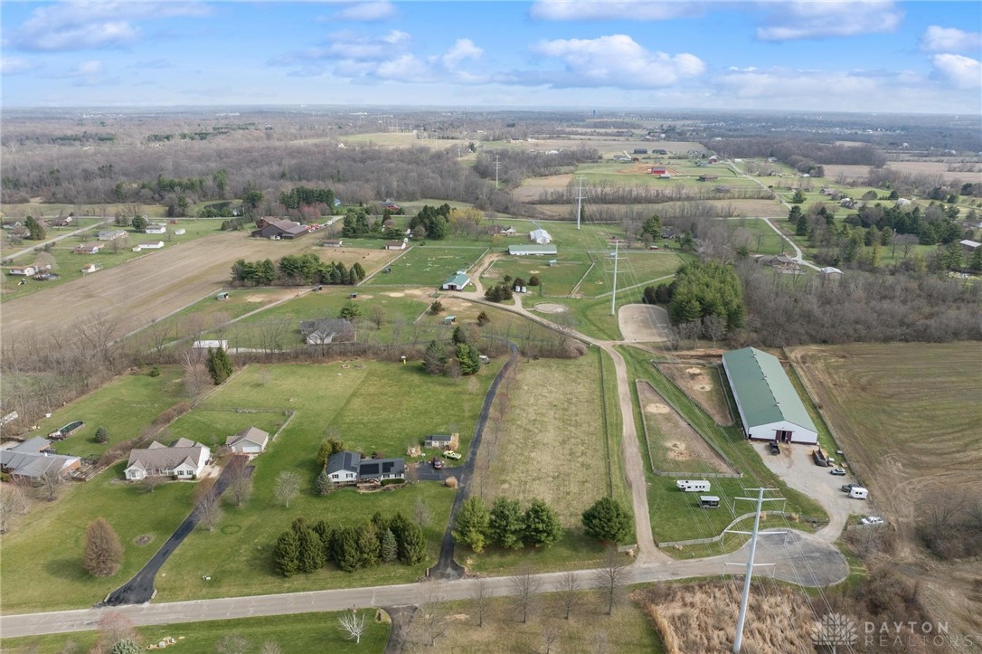 1679 Sutts Trail, Xenia, Ohio image 31