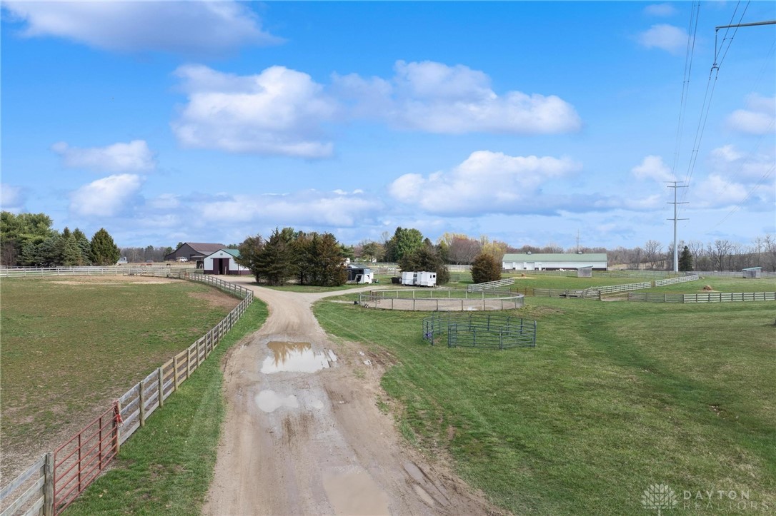 1679 Sutts Trail, Xenia, Ohio image 11