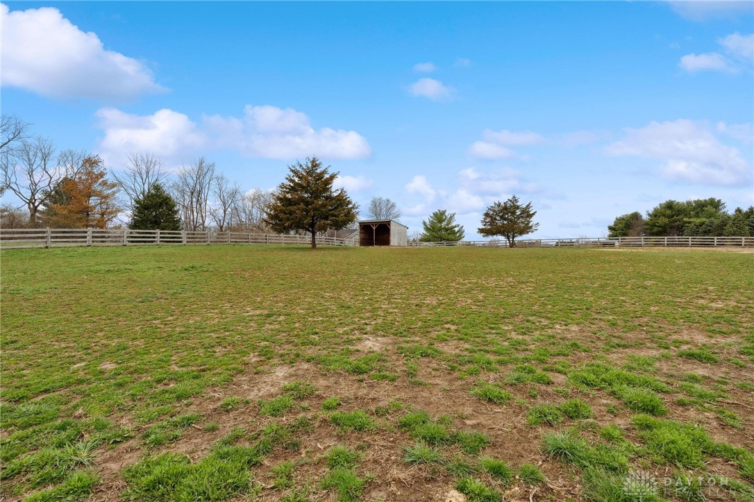 1679 Sutts Trail, Xenia, Ohio image 25