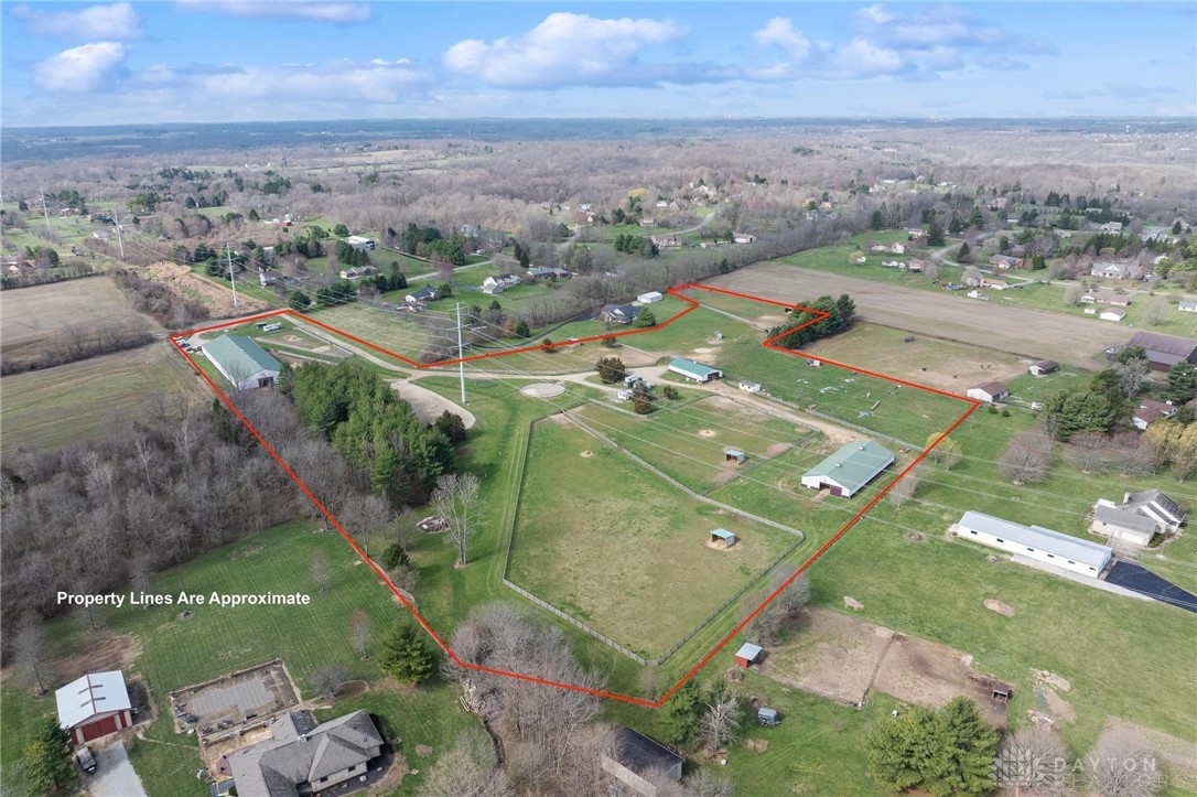 1679 Sutts Trail, Xenia, Ohio image 36