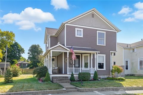 Homes For Sale - 339 Lincoln Avenue<br/> Miami County, Troy, OH 45373