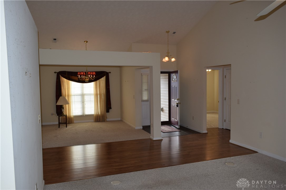 340 Krystal Ellen Drive, Tipp City, Ohio image 10