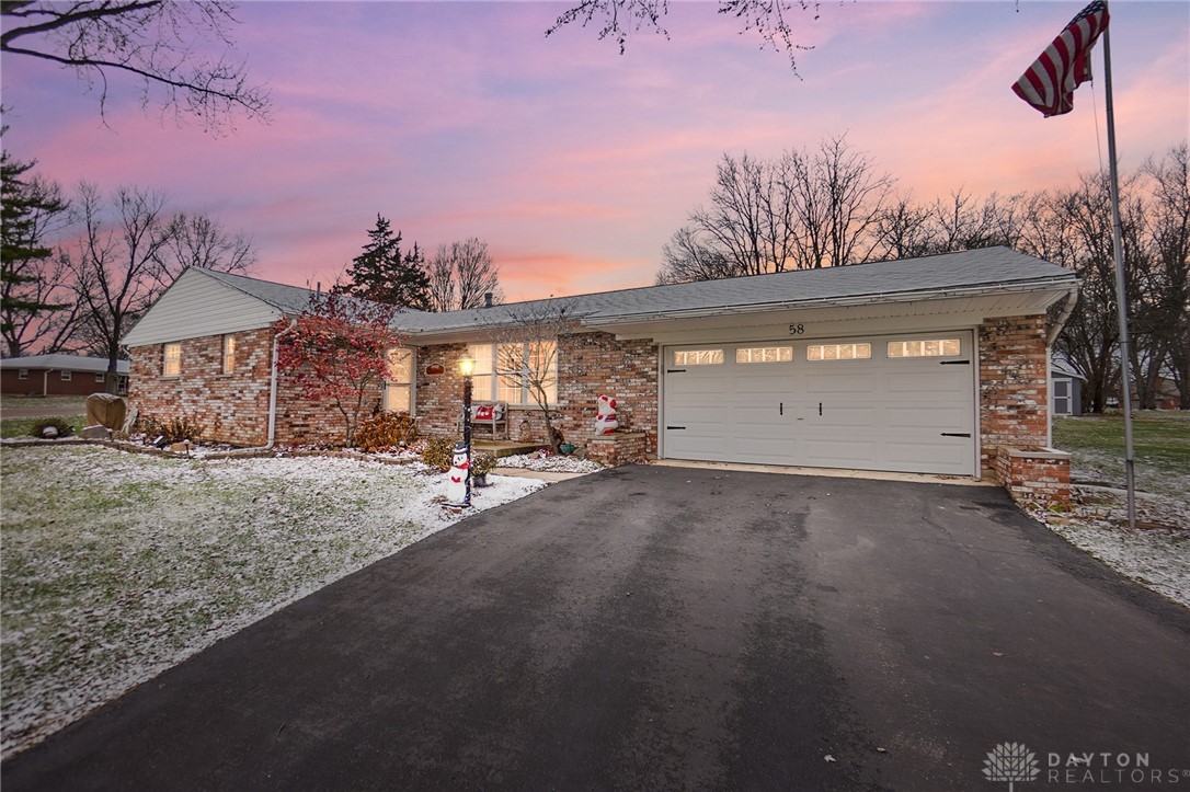 58 Carrousel Drive, Troy, Ohio image 1