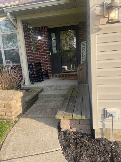 9228 Sawgrass Drive, Miamisburg, Ohio image 3