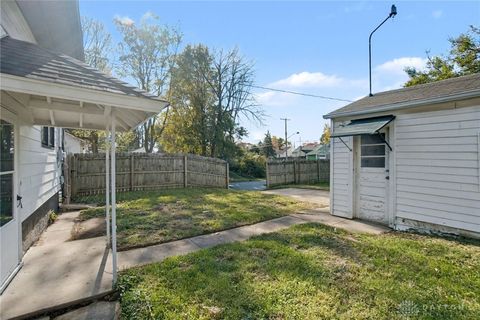 Tiny photo for 429 S Arlington Avenue, Springfield, OH 45505 (MLS # 946926)