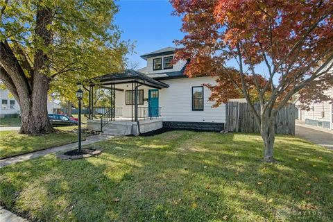 Tiny photo for 429 S Arlington Avenue, Springfield, OH 45505 (MLS # 946926)