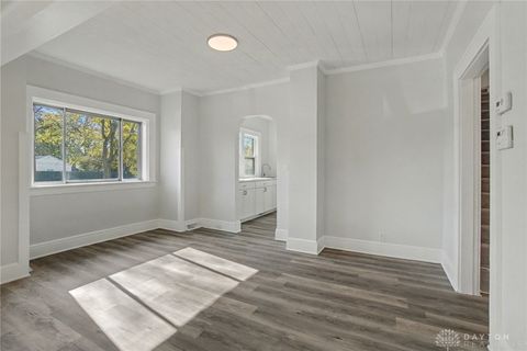 Tiny photo for 429 S Arlington Avenue, Springfield, OH 45505 (MLS # 946926)