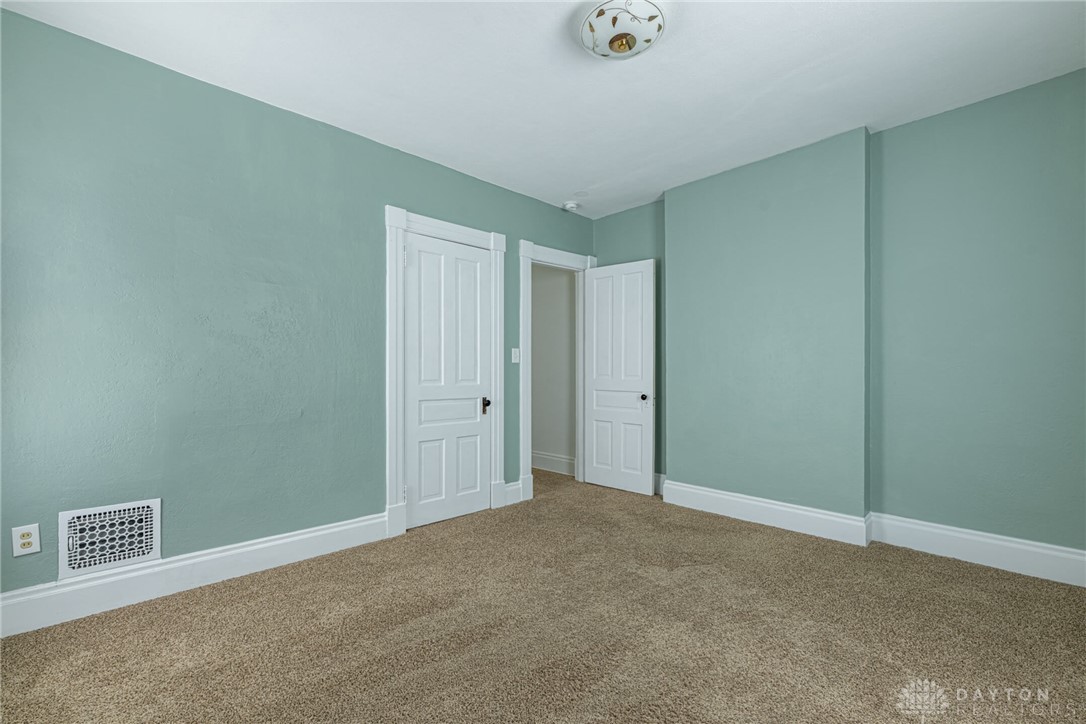 Dayton, Ohio 45410, United States, 6 Bedrooms Bedrooms, ,2 BathroomsBathrooms,Residential,Active,212075