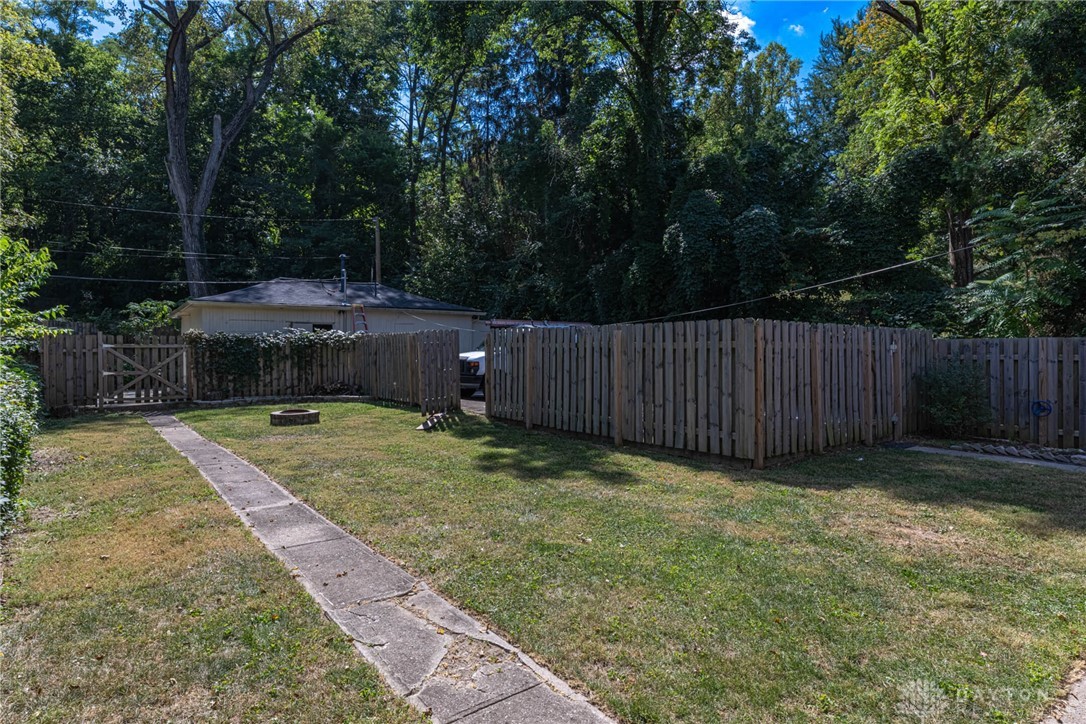 Dayton, Ohio 45410, United States, 6 Bedrooms Bedrooms, ,2 BathroomsBathrooms,Residential,Active,212075