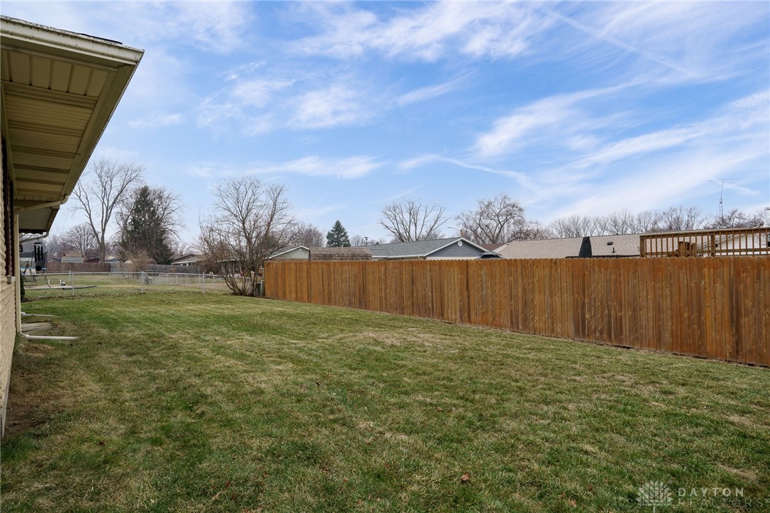 719 Shirley Drive, Tipp City, Ohio image 36