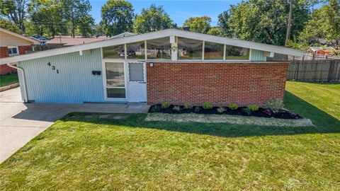 Homes For Sale - 431 Townsend Place<br/> Dayton, OH 45431