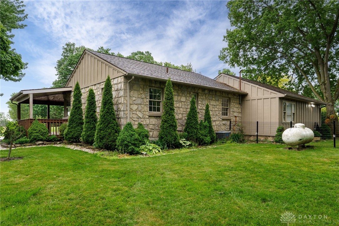 4640 Troy Sidney Road, Troy, Ohio image 26