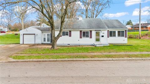 Photo of 106 Grosbeck Street, Vandalia, OH 45377 (MLS # 948721)