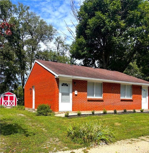 Photo of 27 Homestead Street, Jamestown Vlg, OH 45335 (MLS # 966916)