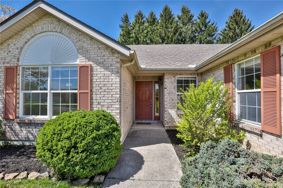 1511 Michael Drive, Troy, Ohio image 3