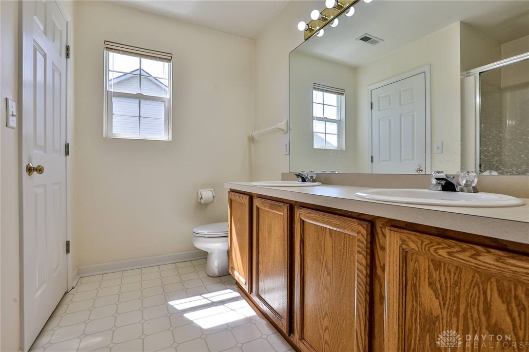 1511 Michael Drive, Troy, Ohio image 19