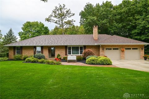 Homes For Sale - 9072 Stillwater Drive<br/> Bradford, OH 45308