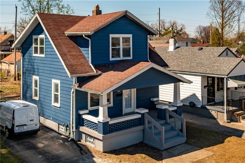 Photo of 2125 S Smithville Road, Dayton, OH 45420 (MLS # 955846)