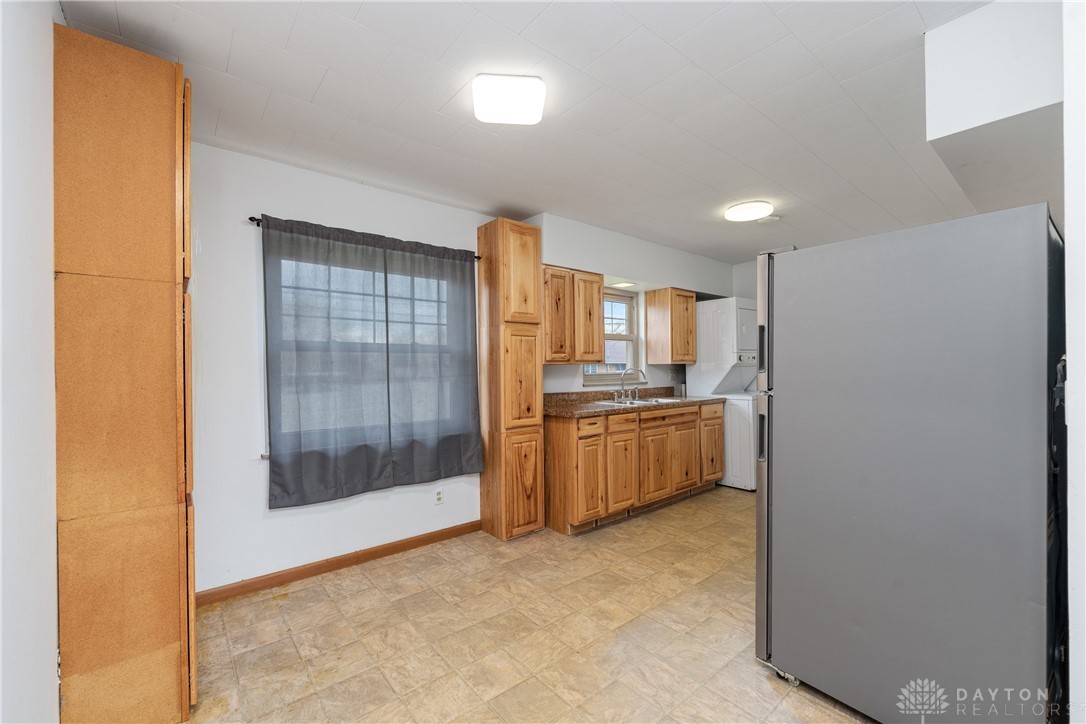 528 Tionda Drive, Vandalia, Ohio image 10