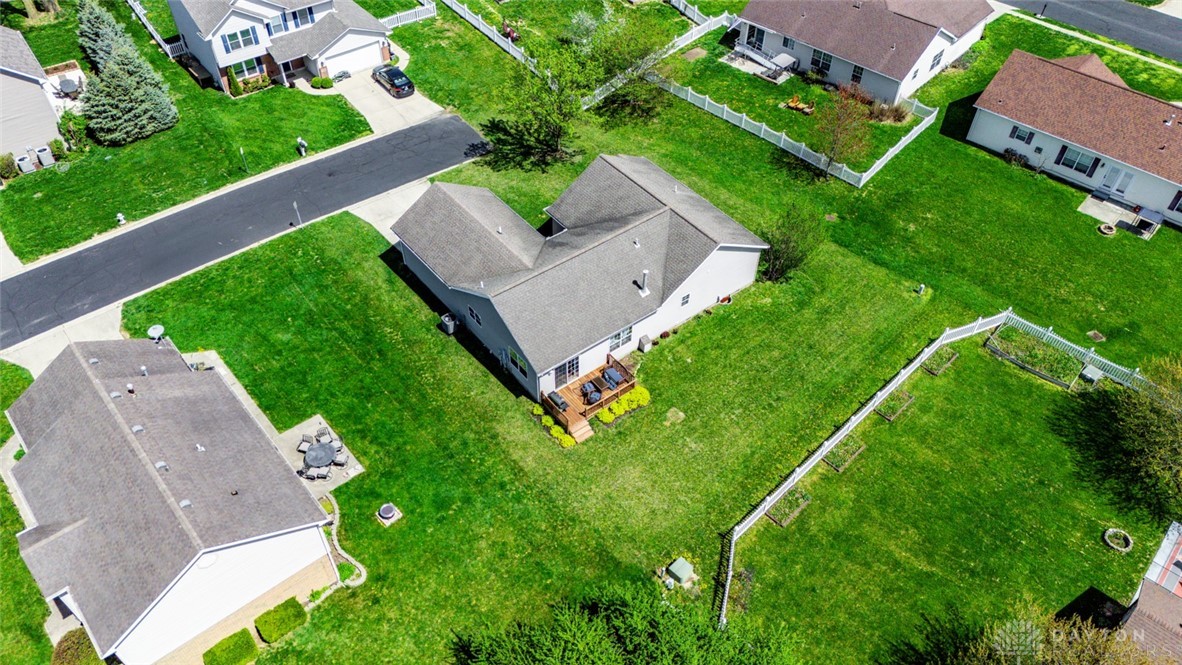 1608 Kensley Place, Fairborn, Ohio image 34