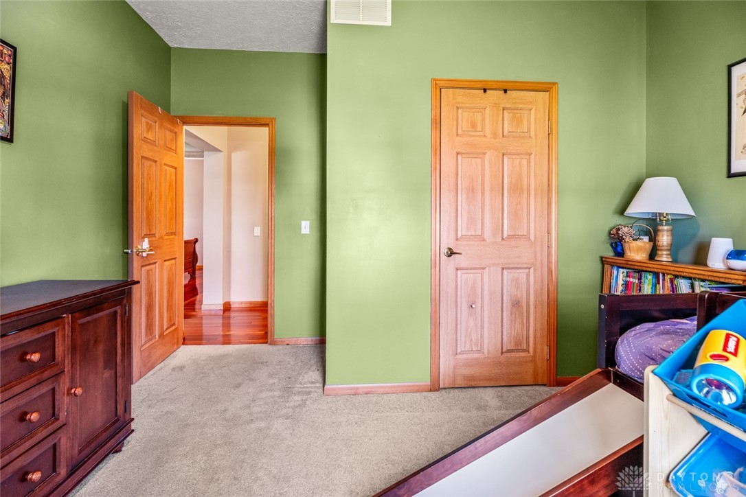 1608 Kensley Place, Fairborn, Ohio image 23