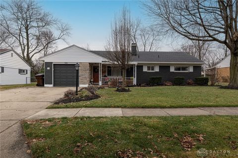 Photo of 936 E Stroop Road, Kettering, OH 45429 (MLS # 950277)