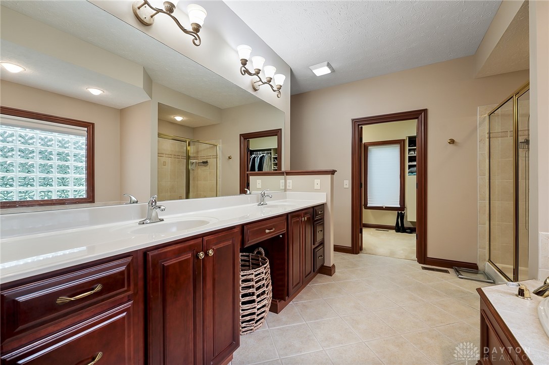 7691 Deer Path Court, Springboro, Ohio image 41