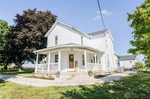 Photo of 13343 Dechant Road, Farmersville, OH 45325 (MLS # 954749)