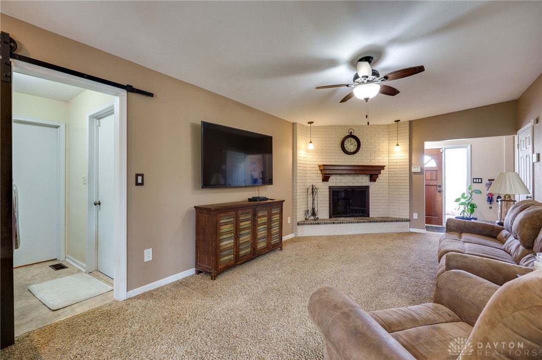 989 River Hills Road, Beavercreek, Ohio image 6