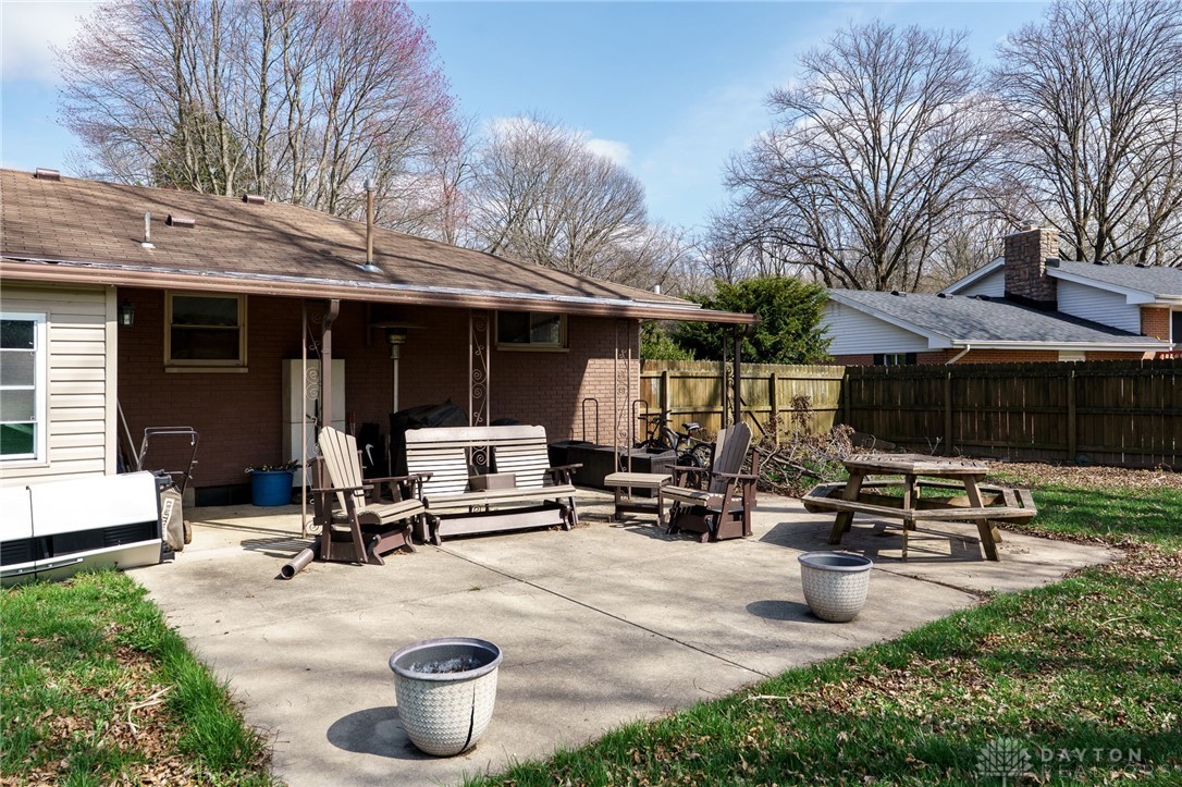 989 River Hills Road, Beavercreek, Ohio image 32