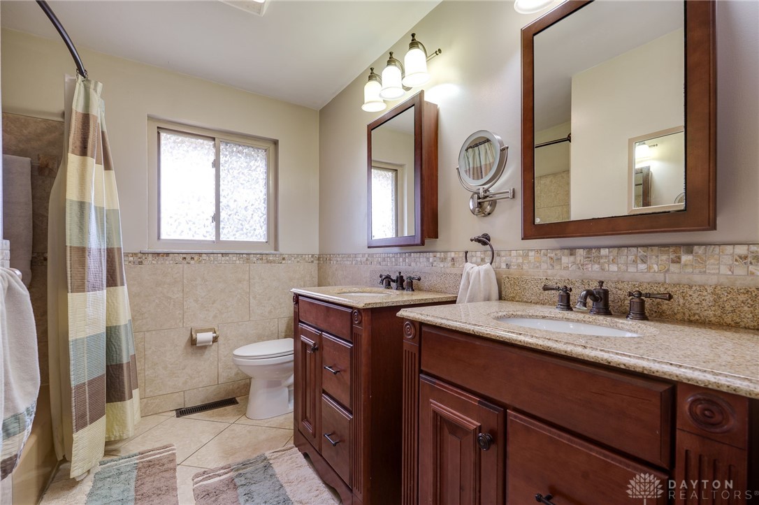 989 River Hills Road, Beavercreek, Ohio image 17